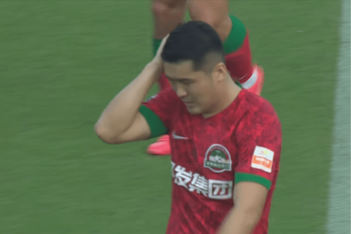 3-0！河南队半场终结悬念，沧州雄狮心不在焉，场外因素干扰严重