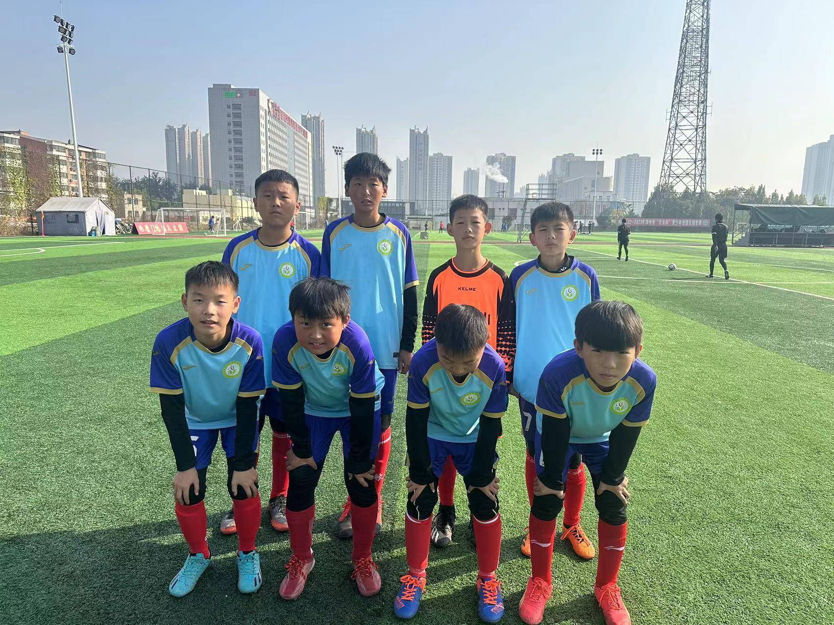 郑州市“市长杯”青少年校园足球联赛小学男子甲级（甲乙组）开战