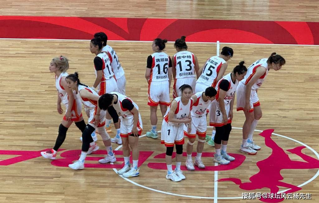 四川女篮103-90胜浙江女篮，开启新赛季WCBA联赛！