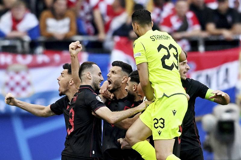 战况 | 欧洲杯无弱旅 克罗地亚终场前遭绝平