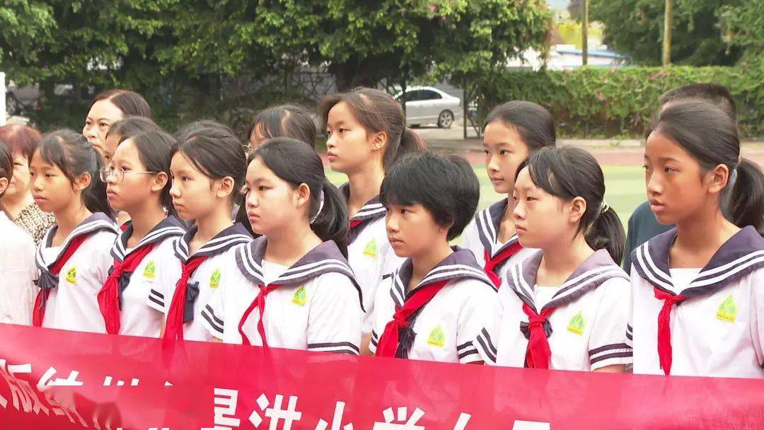 征战总决赛！西双版纳州允景洪小学女子足球队参加“追风计划”第二届乡村校园女足联赛总决赛