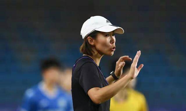 中国女足选拔新主教练，陈婉婷与高仓麻子竞争激烈