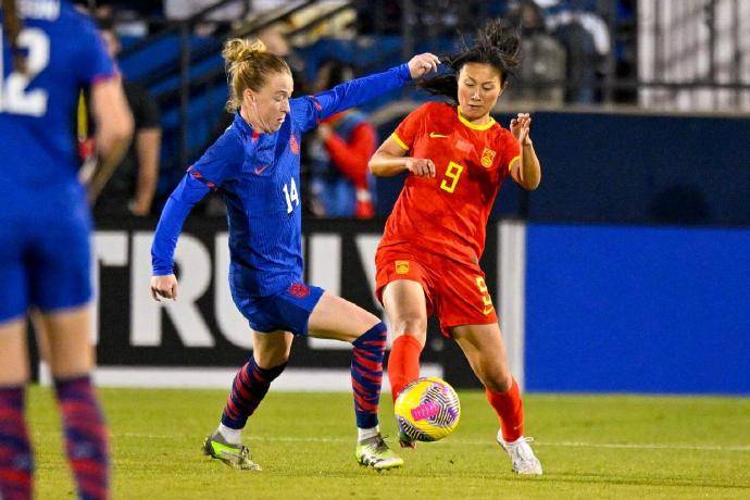 中国女足赴美热身的第二场比赛，以1:2失利，无缘与美国队热身赛