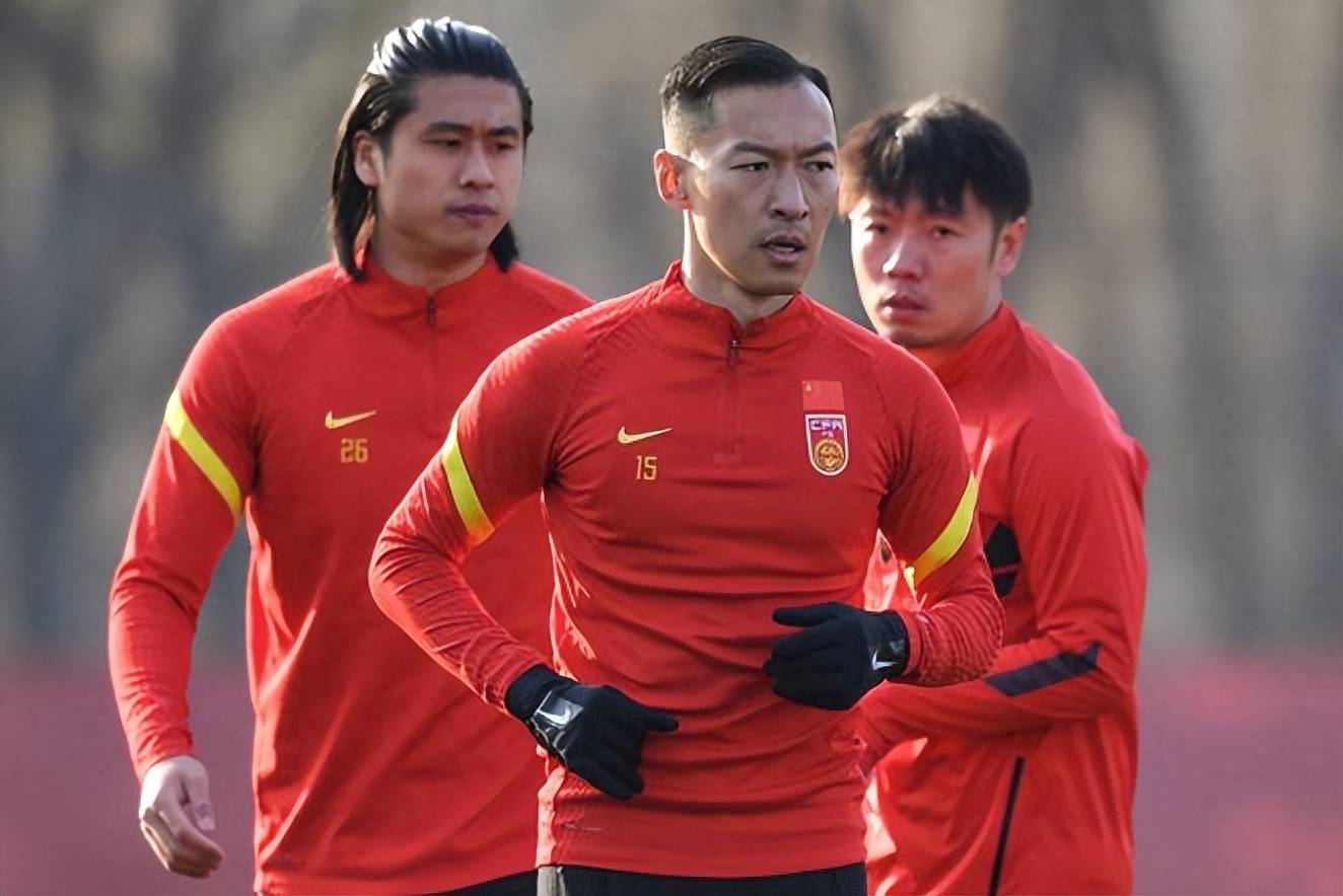 好消息！中国男足王牌完成欧洲联赛处子秀，曾被誉为中国姆巴佩