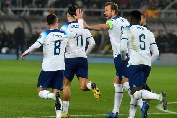 国际足球 | 欧预赛综合：意大利、捷克、斯洛文尼亚晋级决赛圈