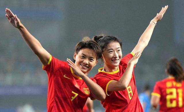 亚运女足赛：火力汹涌，中国女足饱和打击乌兹别克斯坦