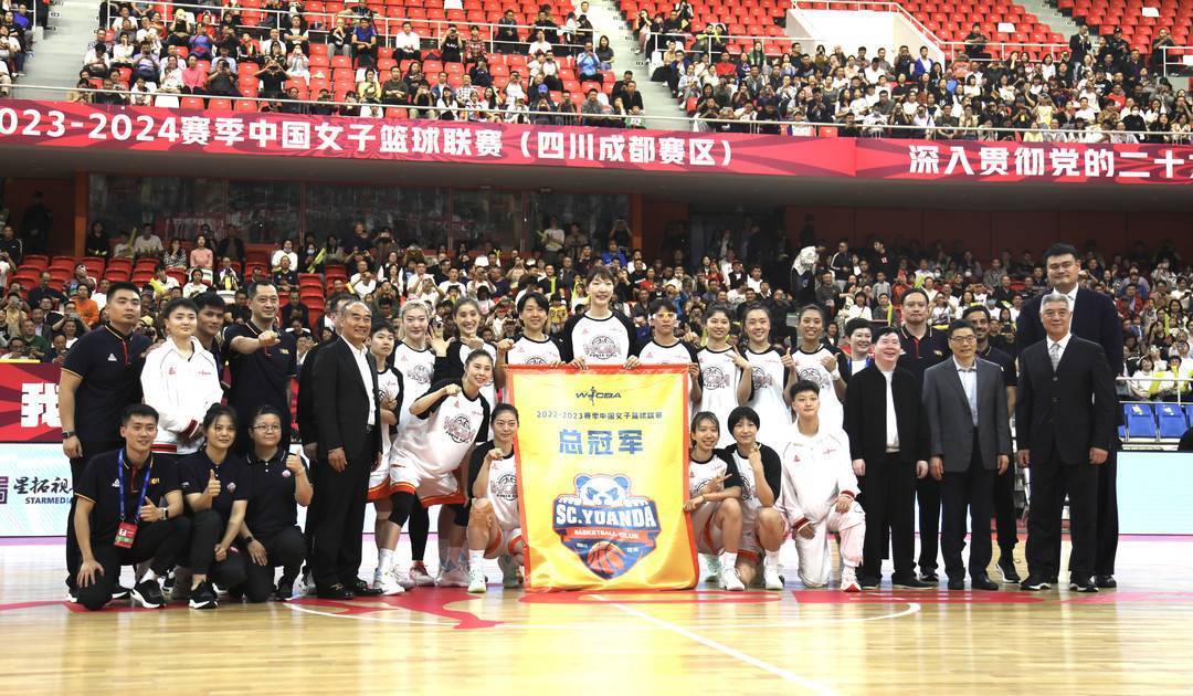 戴上总冠军戒指 四川女篮取得WCBA新赛季开门红