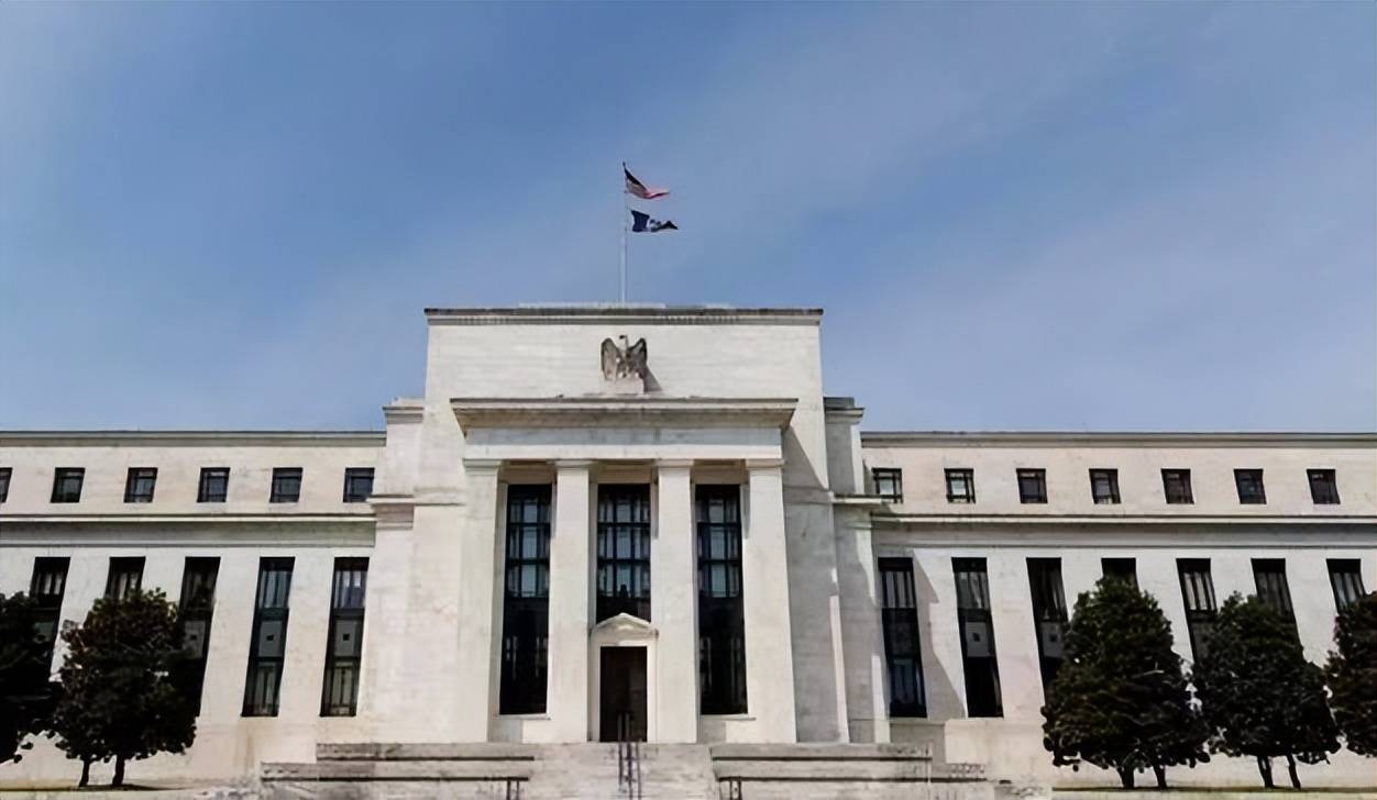 周浩、孙英超丨6月FOMC前瞻：美联储会调低降息指引么？